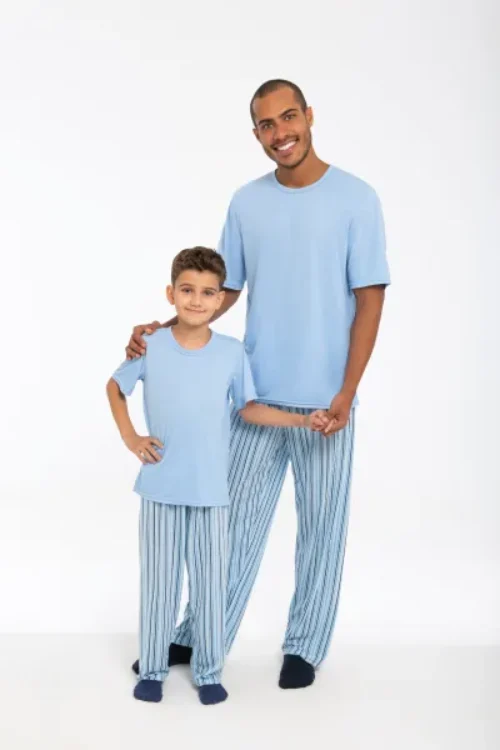 Pijama masculina larga a rayas